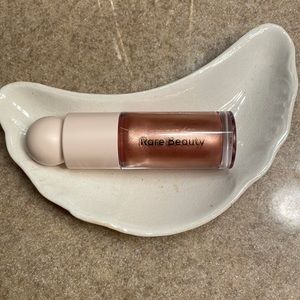 Rare Beauty Transcend Liquid Luminizer